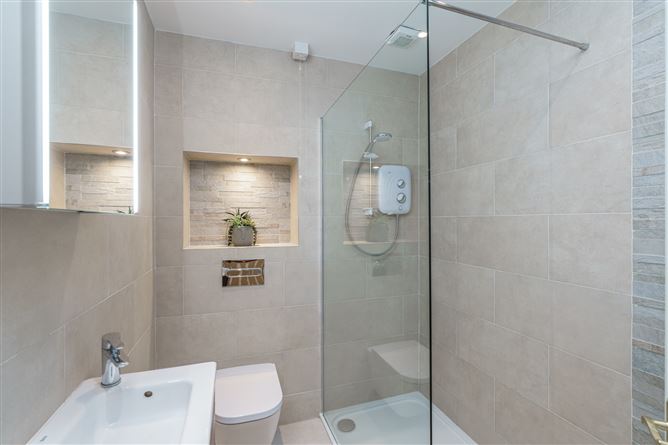18 Glencairn Park, The Gallops, Leopardstown,   Dublin 18