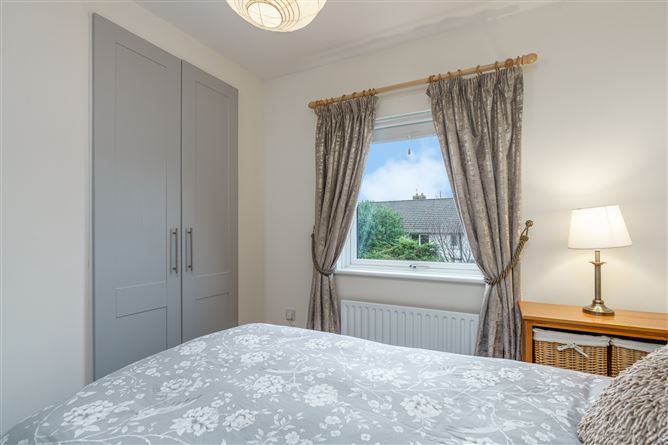 18 Glencairn Park, The Gallops, Leopardstown,   Dublin 18