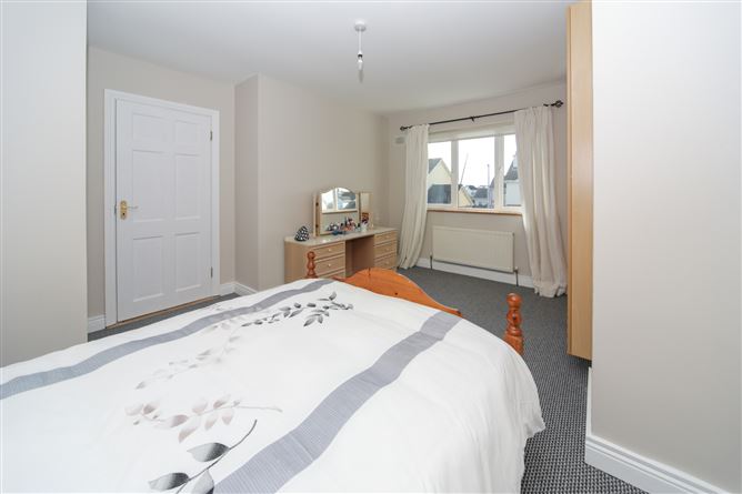 25 Aghnaharna Drive, Stradbally Road, Portlaoise, Co. Laois