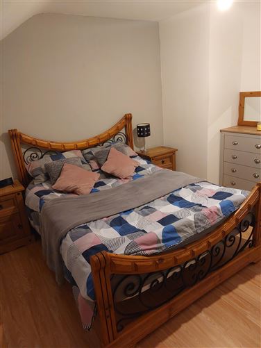 28 Gort Na Ri, Gort, Galway