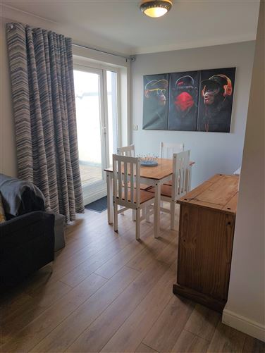 28 Gort Na Ri, Gort, Galway