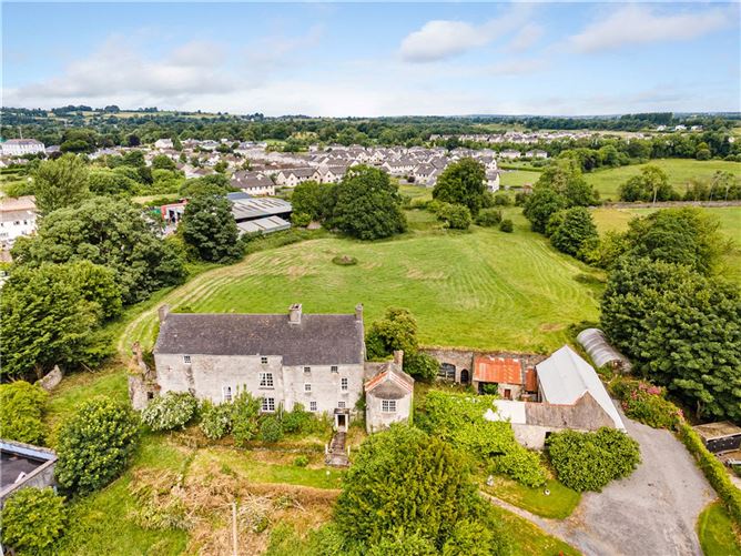 Moate Castle, Mainstreet, Moate, Co. Westmeath