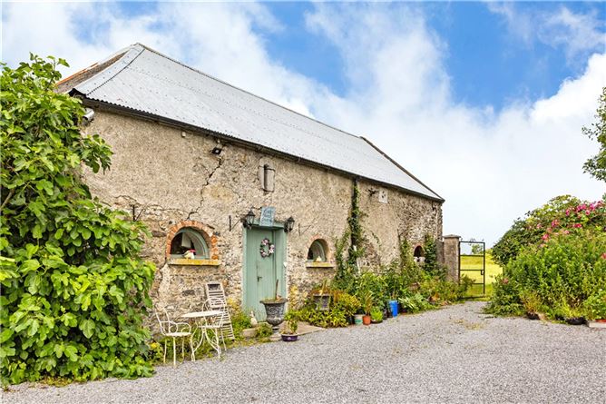 Moate Castle, Mainstreet, Moate, Co. Westmeath