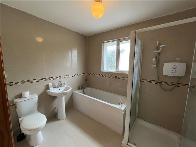 2 Elm Grove, Ballinlough, Cork