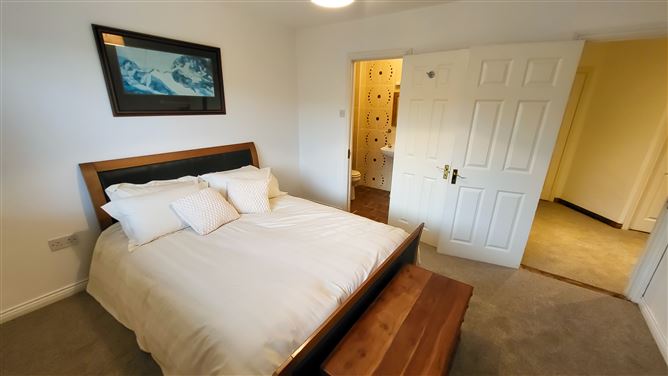 8 Beachside Lawn, Riverchapel, Courtown, Gorey, Wexford