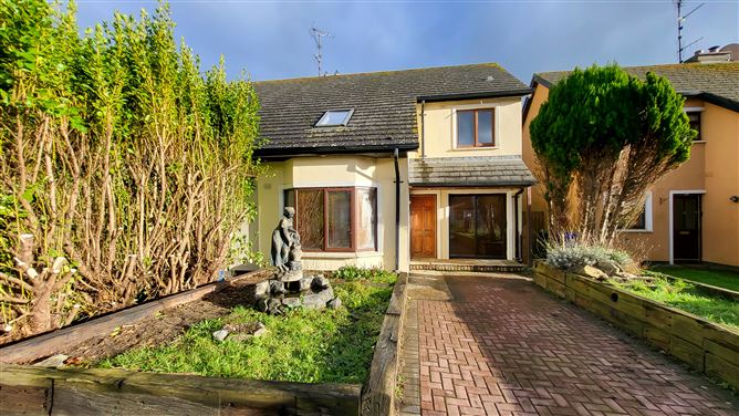 8 Beachside Lawn, Riverchapel, Courtown, Gorey, Wexford