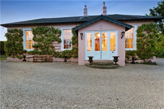 Edendale and Eden Lodge, Kilbride, Nr. Brittas Bay, Co. Wicklow