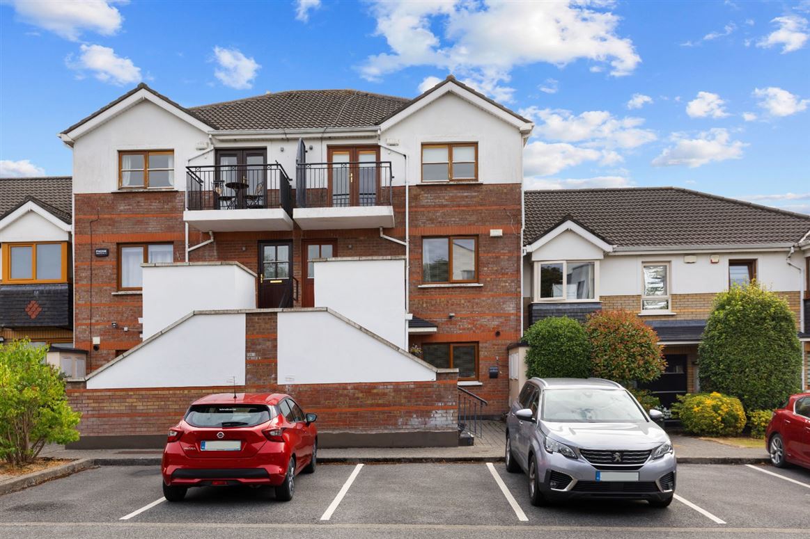 8 Belfry Lawn, Citywest, Dublin 24