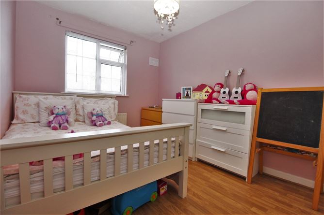 8 The Avenue, Mulhuddart Wood, Mulhuddart, Dublin 15