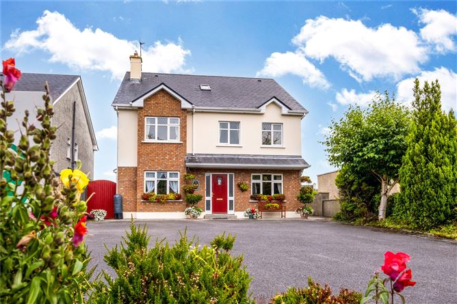 Main image for Portumna House,St. Brendan's Road,Portumna,Co. Galway,H53 NC80