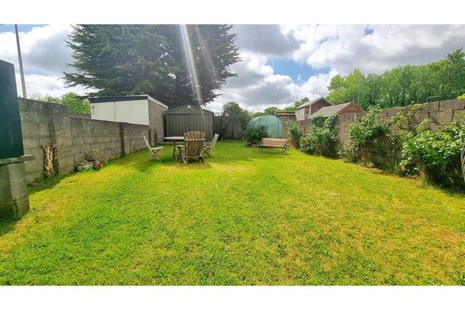 39 The Grove, Kingswood Heights, Kingswood, Dublin 24