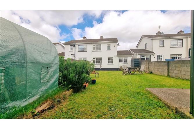 39 The Grove, Kingswood Heights, Kingswood, Dublin 24