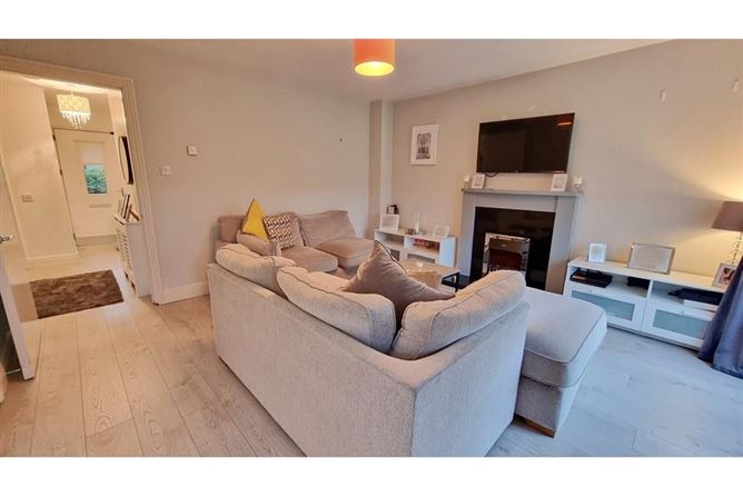 39 Hunters Court, Ballycullen, Dublin 24