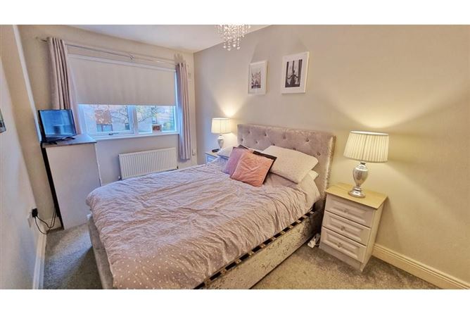 39 Hunters Court, Ballycullen, Dublin 24