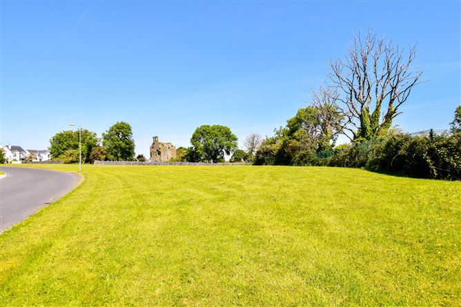 2 Castlegrounds, Cummer, Tuam, Co. Galway