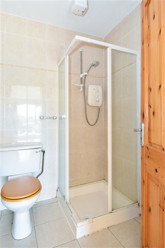 2 Castlegrounds, Cummer, Tuam, Co. Galway