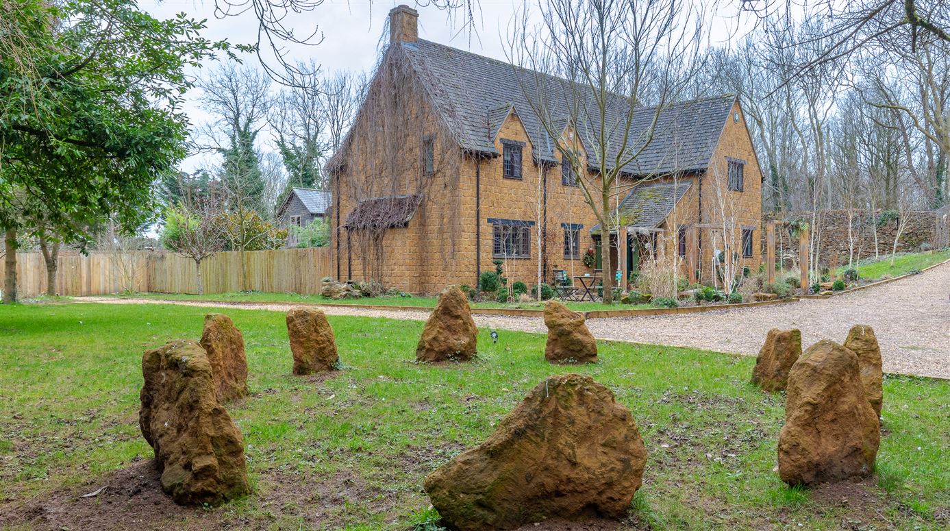 Pink Panther,Ratley, Oxfordshire, United Kingdom
