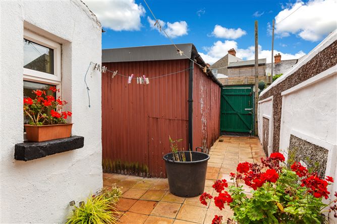 12 St David's Terrace, Blackhorse Avenue, Dublin 7
