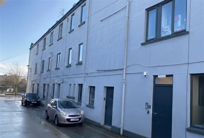 13 x Apartments at Emmet Street, Ballina, Co. Mayo