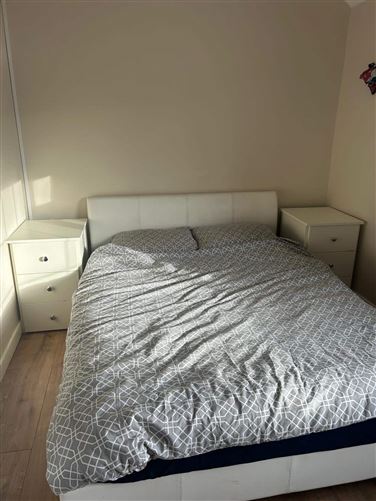 Pearse Square, Carrick-on-Suir, Co. Tipperary