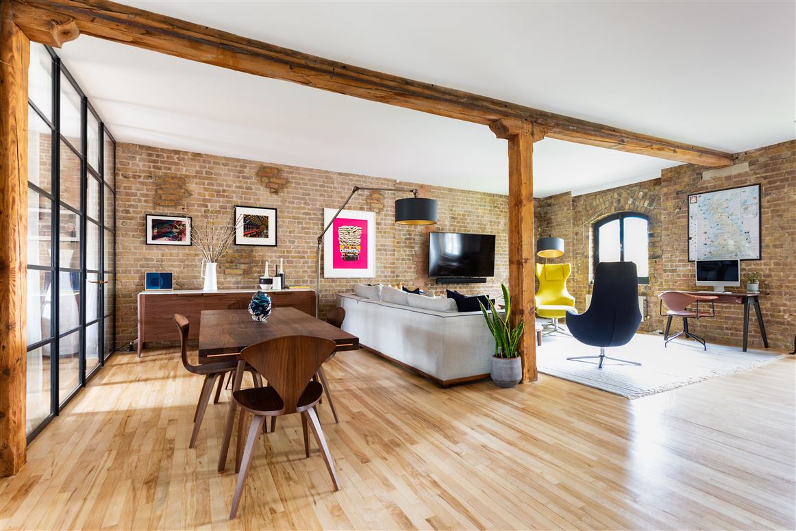 Warehouse Wonders,London,Greater London,United Kingdom