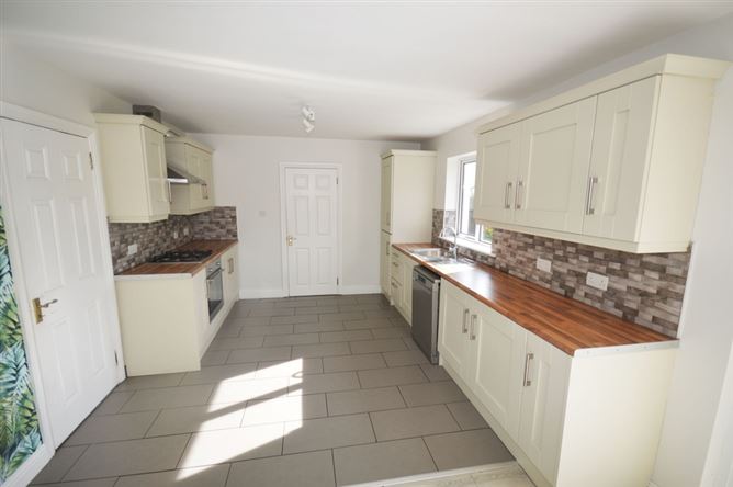 29 Admiran Park, Stranorlar, Co. Donegal