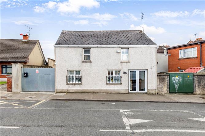 Castleroe, 28 Castletown Road, Dundalk, County Louth