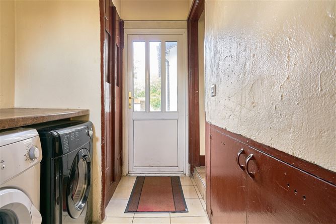6 St. Michael's Terrace, Clarecastle, Co. Clare