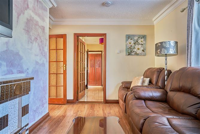 6 St. Michael's Terrace, Clarecastle, Co. Clare