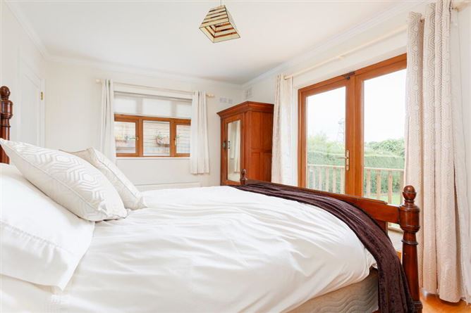 1 Newtown Clarke Cottage, Old Lucan Road, Palmerstown, Dublin