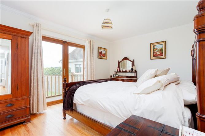 1 Newtown Clarke Cottage, Old Lucan Road, Palmerstown, Dublin