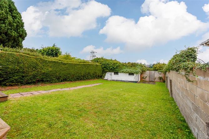 1 Newtown Clarke Cottage, Old Lucan Road, Palmerstown, Dublin