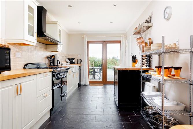 1 Newtown Clarke Cottage, Old Lucan Road, Palmerstown, Dublin