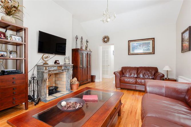 1 Newtown Clarke Cottage, Old Lucan Road, Palmerstown, Dublin