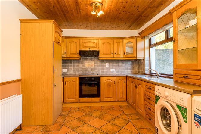 8 Laurel Court, Donore Road, Drogheda, Louth
