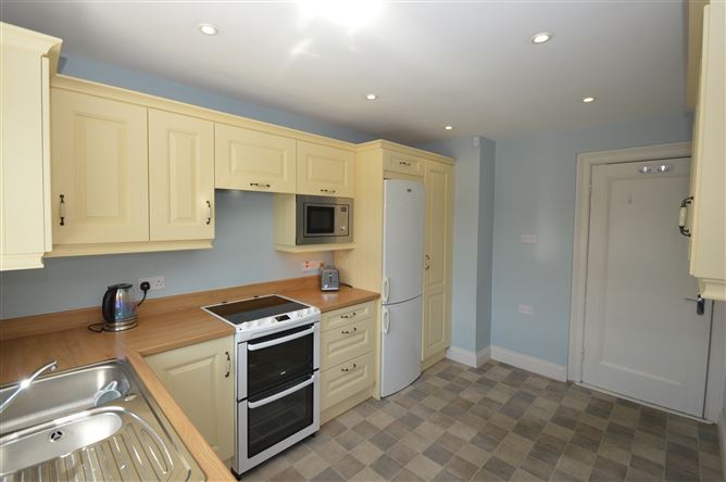  32 Saint Anne's Drive, Montenotte, Cork