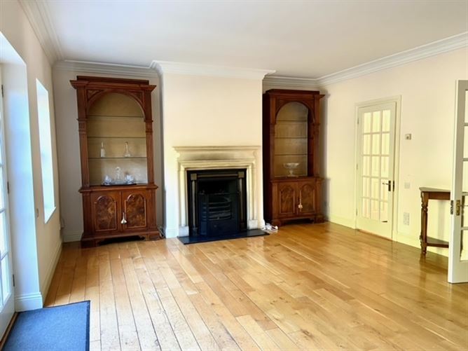 No. 4 The Lower Courtyard, Headfort Demense, Kells, Meath