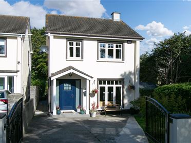 Image for 11 Cabinteely Court, Pottery Road, Dun Laoghaire, Co. Dublin