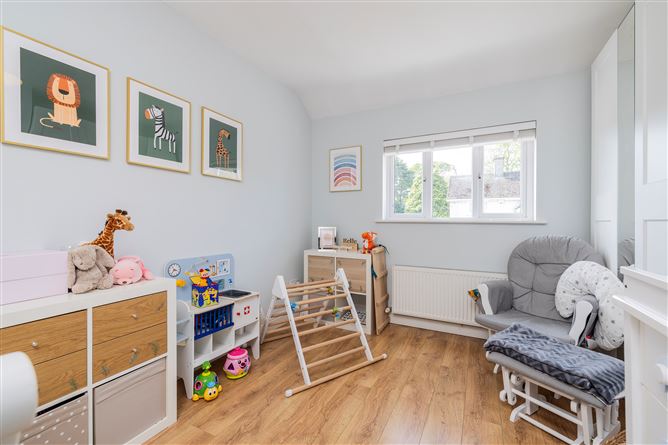 https://photos-a.propertyimages.ie/media/6/3/8/4942836/d73d14fe-da82-4100-bae3-2674e79cf11c_l.jpg