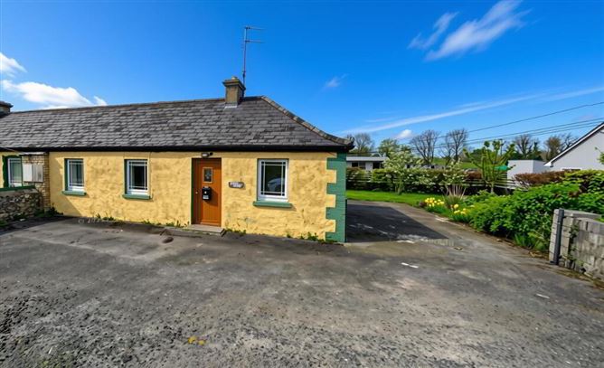 Grove House, Lisbrock, Kiltoom, Athlone, Roscommon