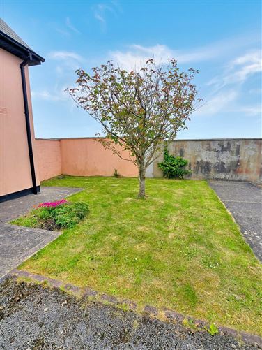 Photo 24 of 27 — 20 Cluain Uillin, Miltown Malbay, Co. Clare