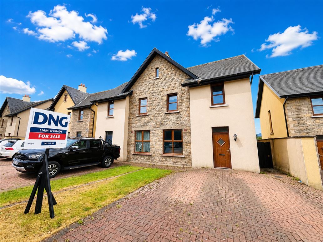 31 Springfield Grove, Rossmore Village, Tipperary Town