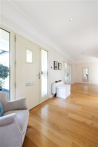 5 The Thicket, Hainault Road, Foxrock, Dublin 18