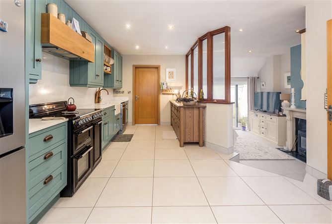 6 Charleston Court, Bailick Road, Castleredmond, Midleton, Co. Cork