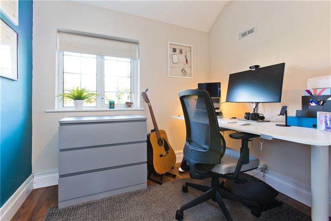 97 Oakton Park, Ballybrack, Co. Dublin