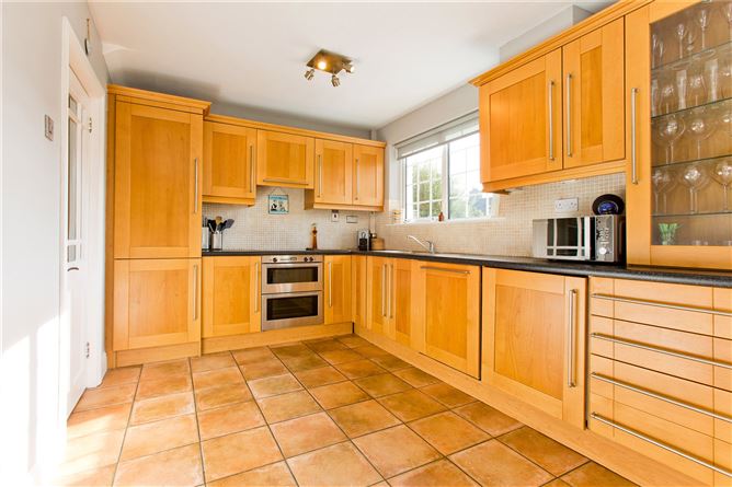 97 Oakton Park, Ballybrack, Co. Dublin