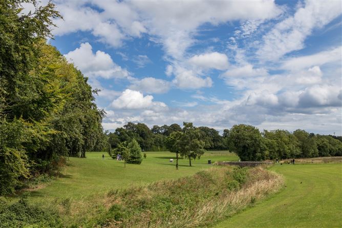 1 Vale View Avenue, Cabinteely, Dublin 18