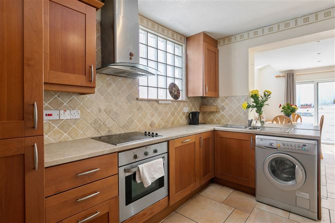 1 Vale View Avenue, Cabinteely, Dublin 18