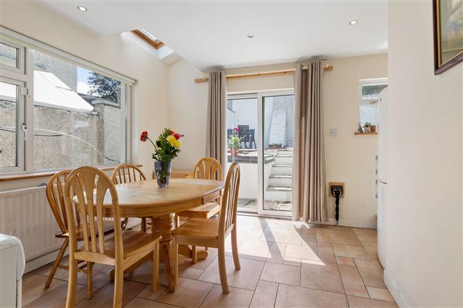 1 Vale View Avenue, Cabinteely, Dublin 18