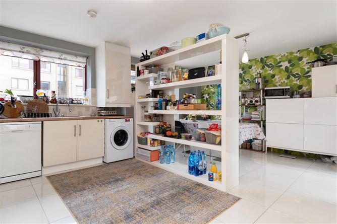 12 Castlegate Grange, Adamstown, Co. Dublin